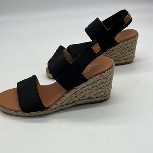 Tommy Bahama Espadrille Wedge Sandals size  6.5